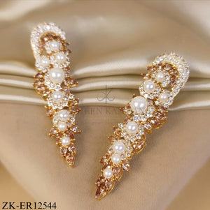 GOLD LUXE PEARLS CLUSTER EARRINGS