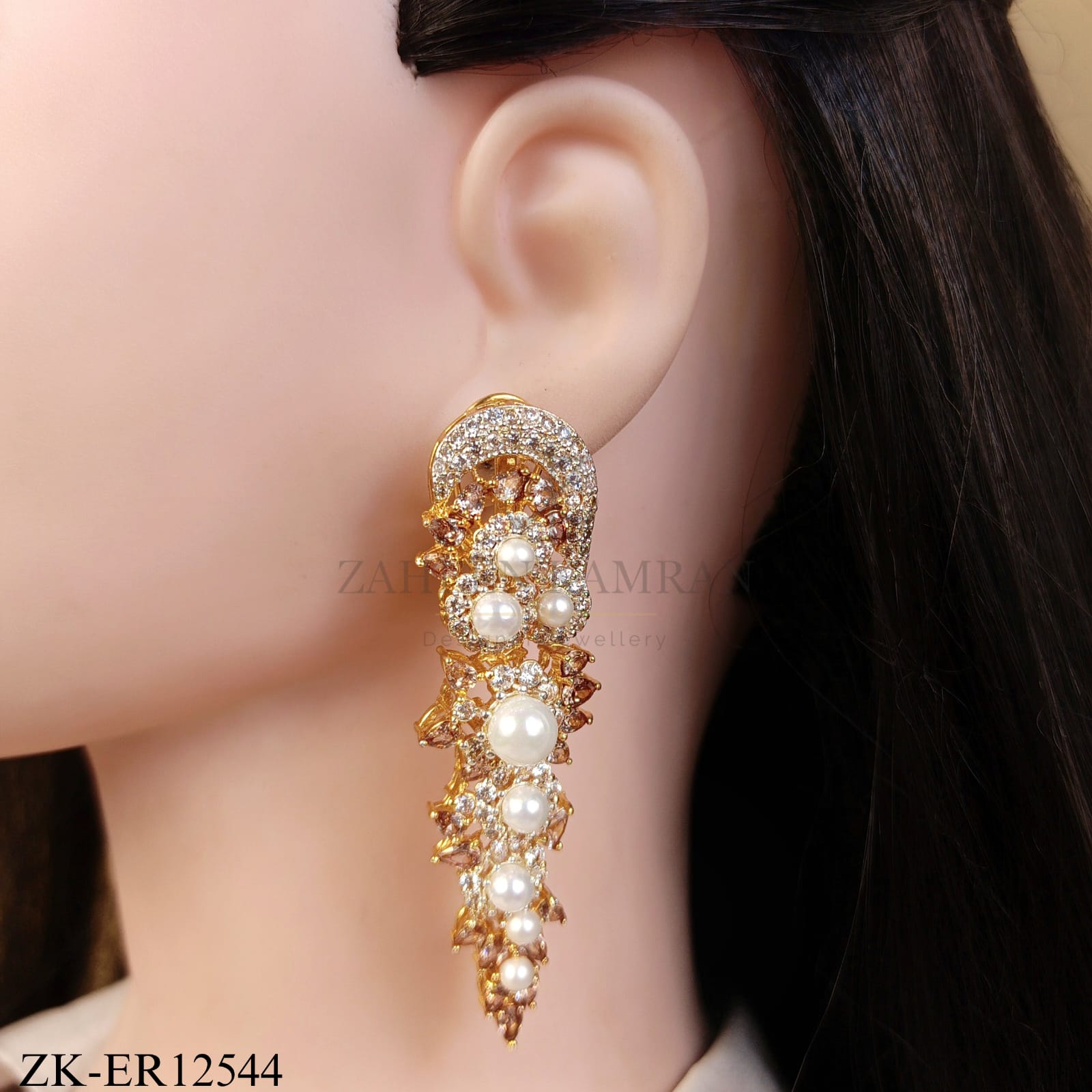 GOLD LUXE PEARLS CLUSTER EARRINGS