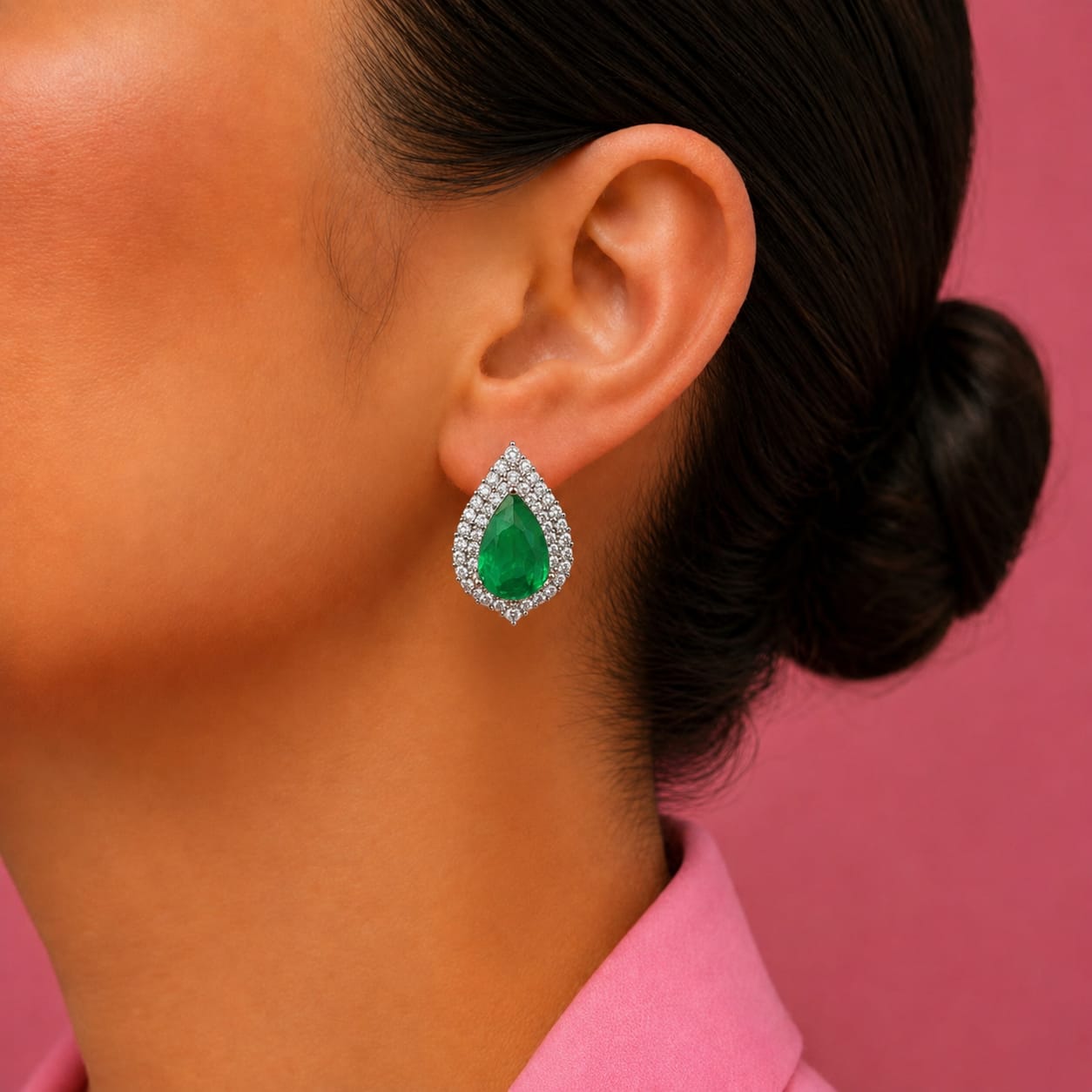PEAR SHAPED EMERALD EARRINGS