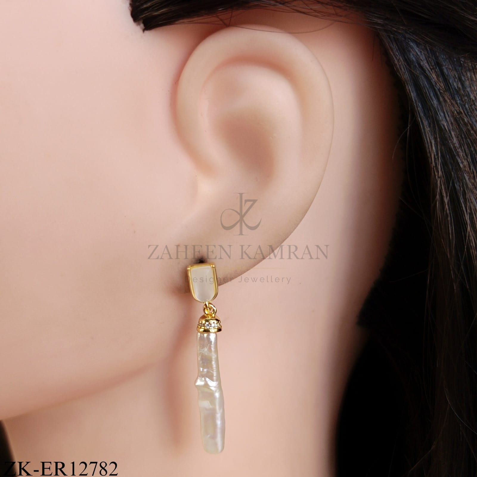 GOLD LONG WHITE BAR EARRINGS