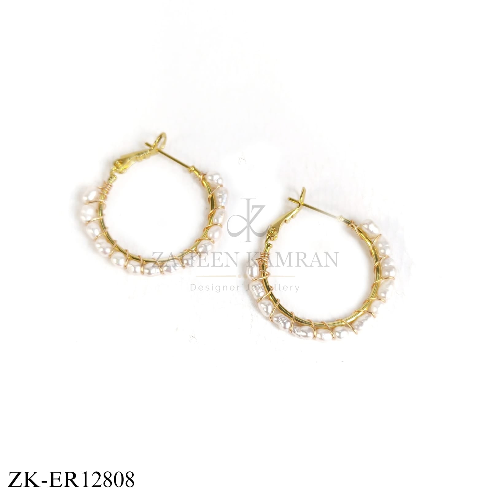 GOLD TONE WHITE PEARLS HOOP EARRINGS