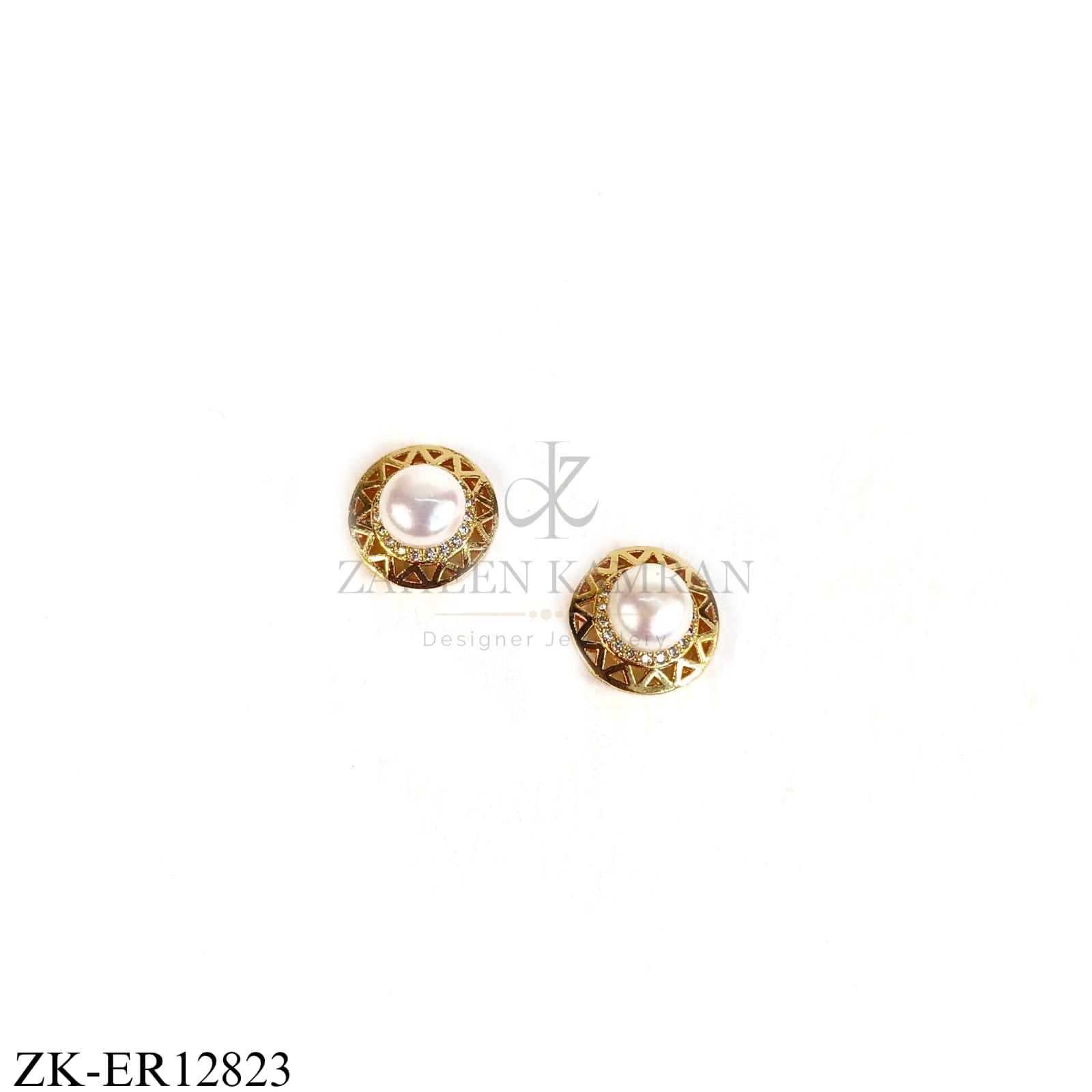 GOLD TONE PEARL CENTRE EARRINGS