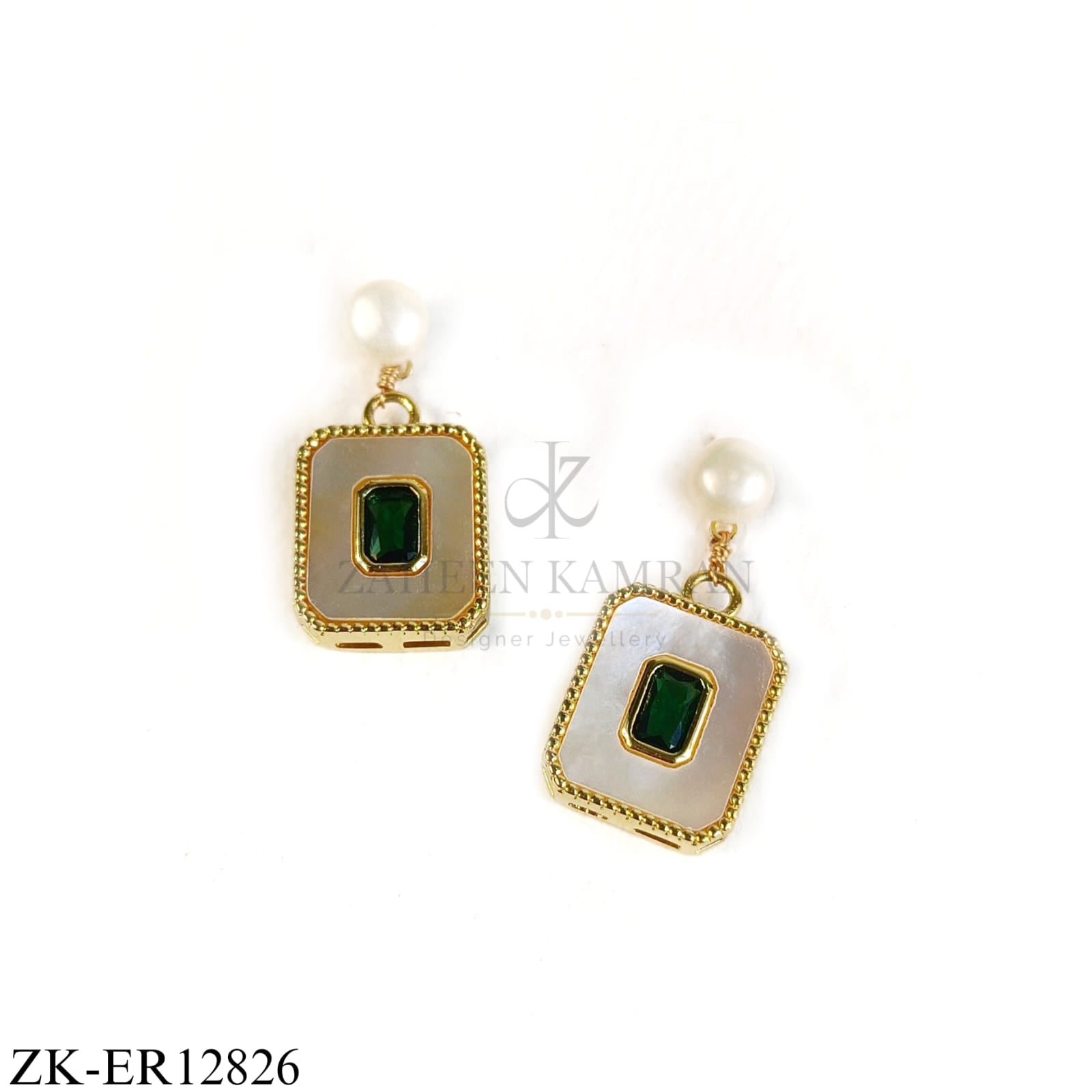 GOLD TONE SHELL EMERALD CENTRE EARRINGS