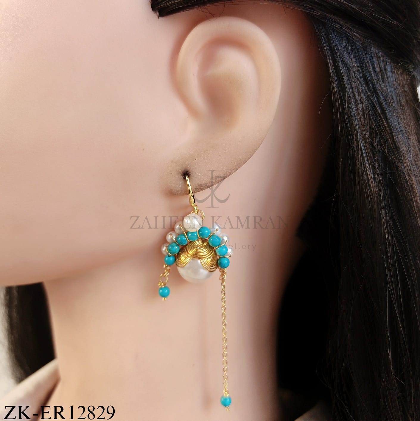 GOLD HOOK BLUE AND WHITE PEARL CHAIN EARRINGS
