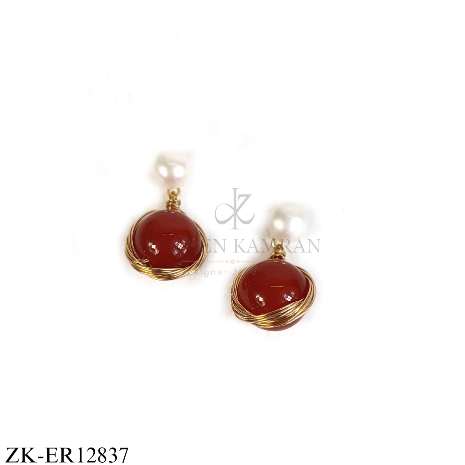 GOLD TONE DEEP RUBY EARRINGS