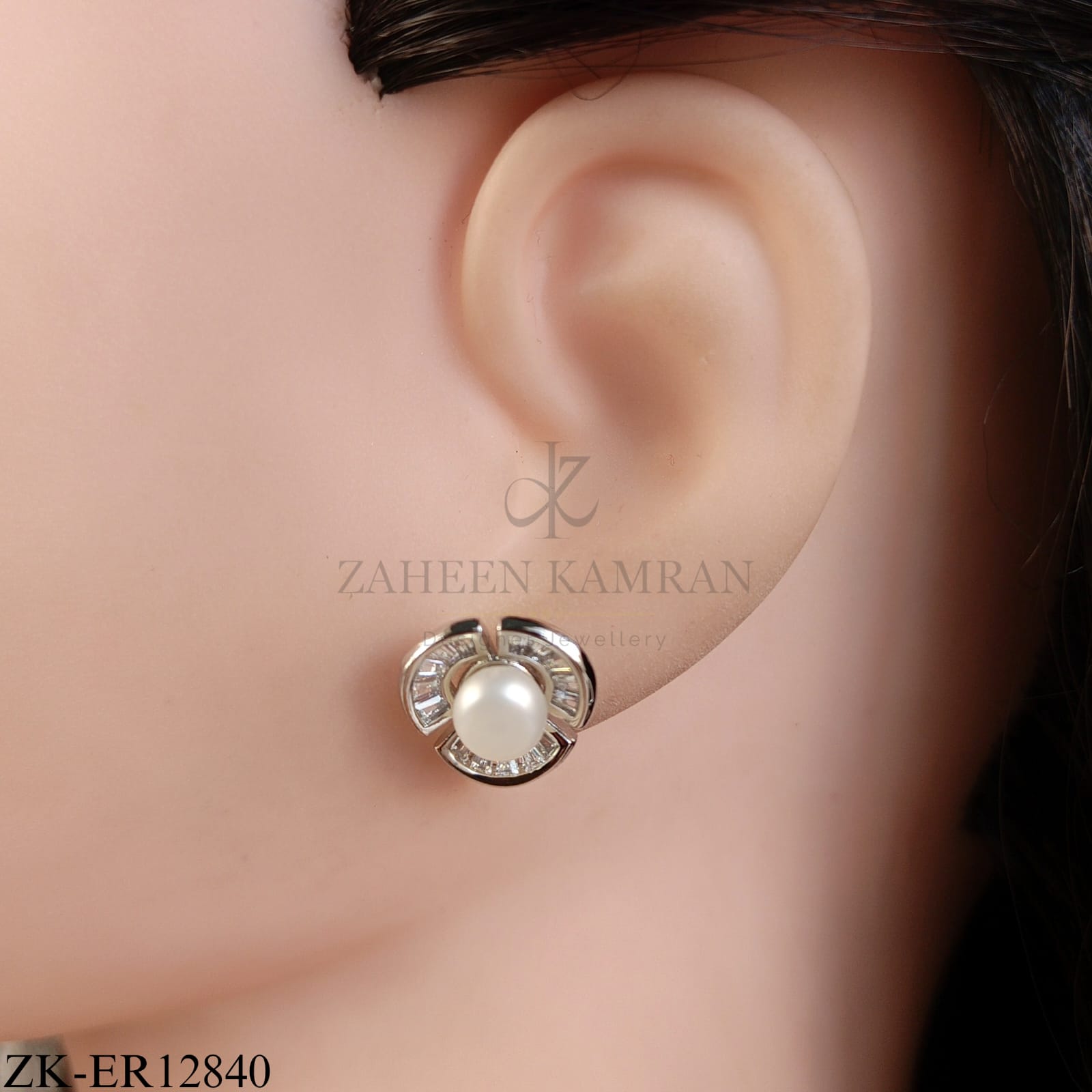 SILVER FLORAL PEARL CENTRE EARRINGS