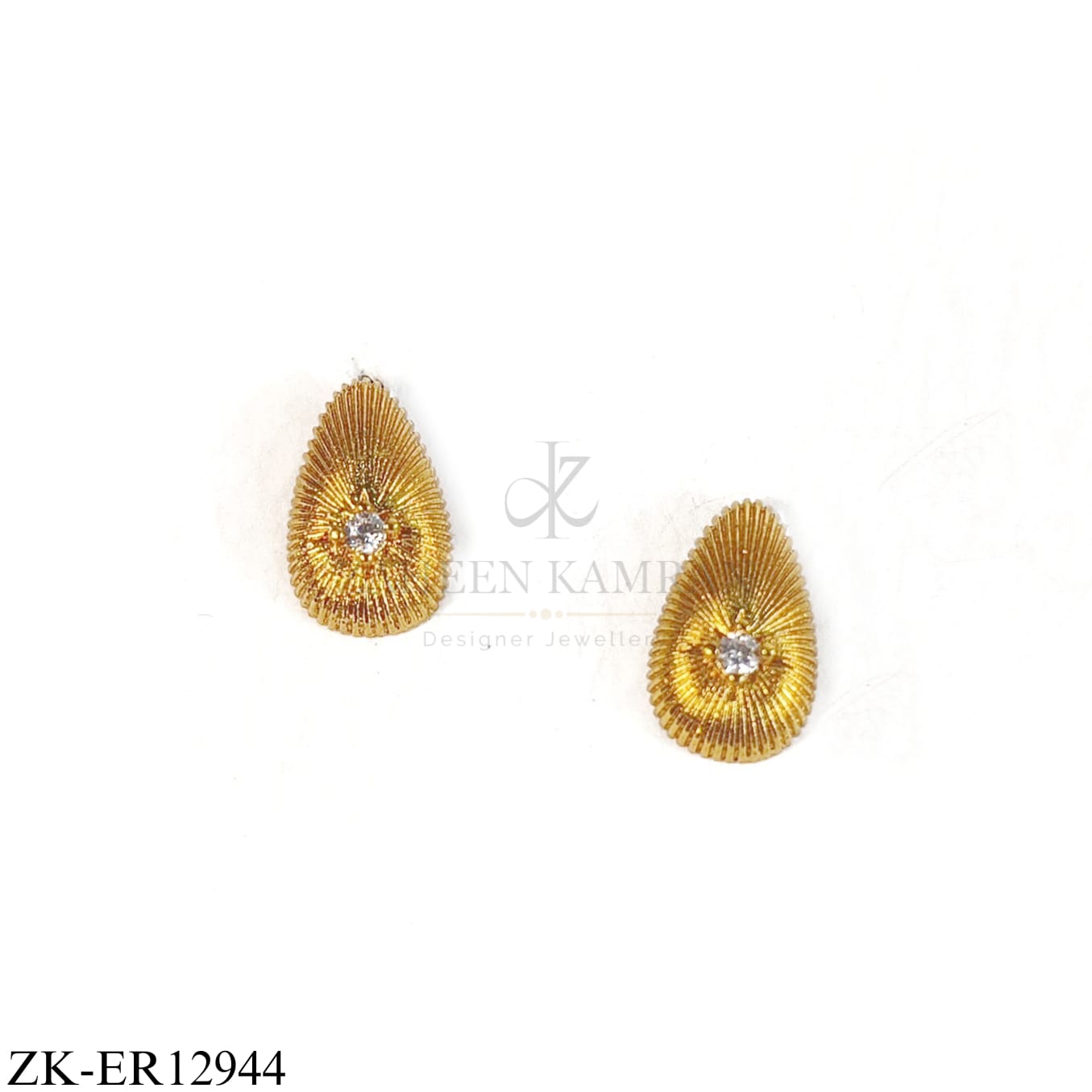 LINED TEXTURED EARRINGS
