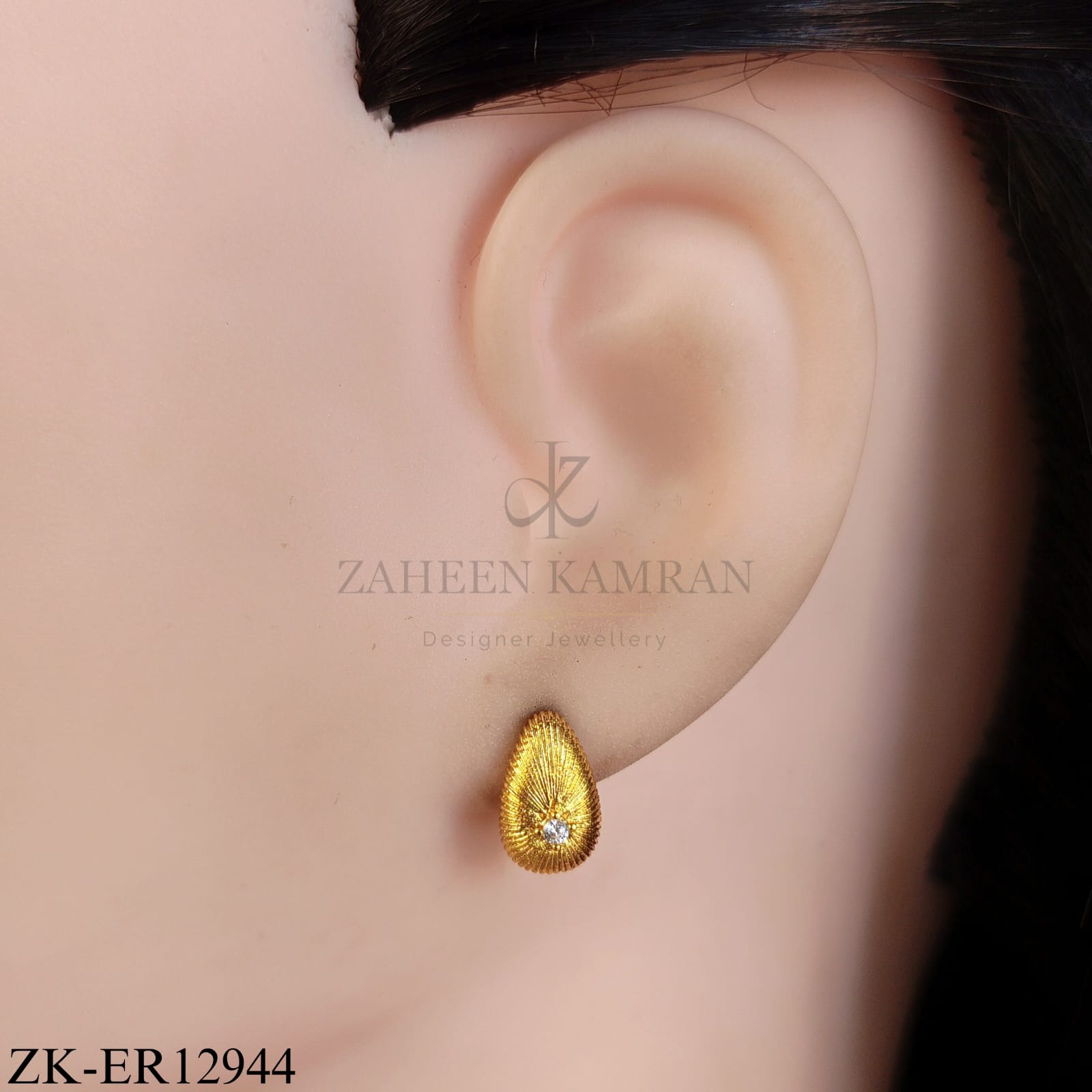 LINED TEXTURED EARRINGS
