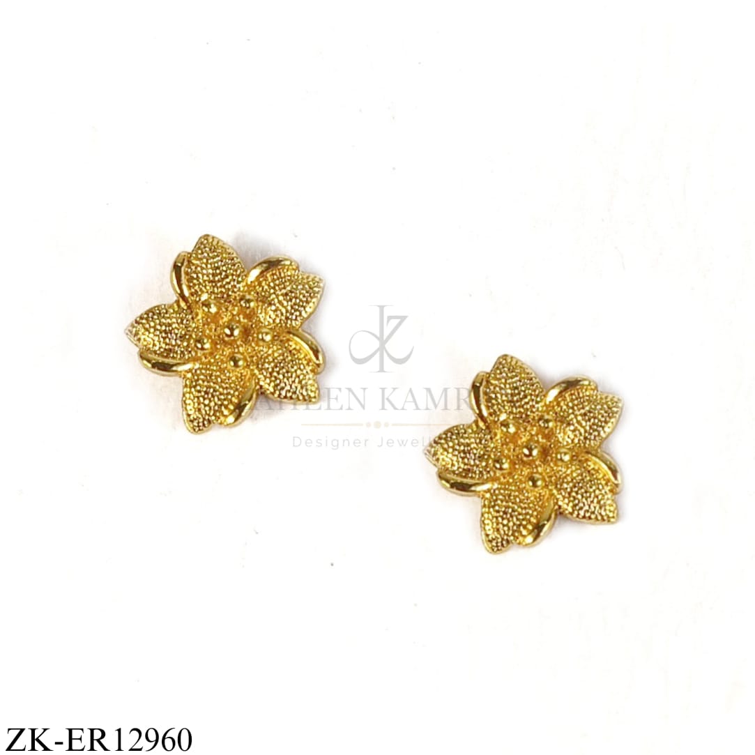 PETALS FLORAL EARRINGS