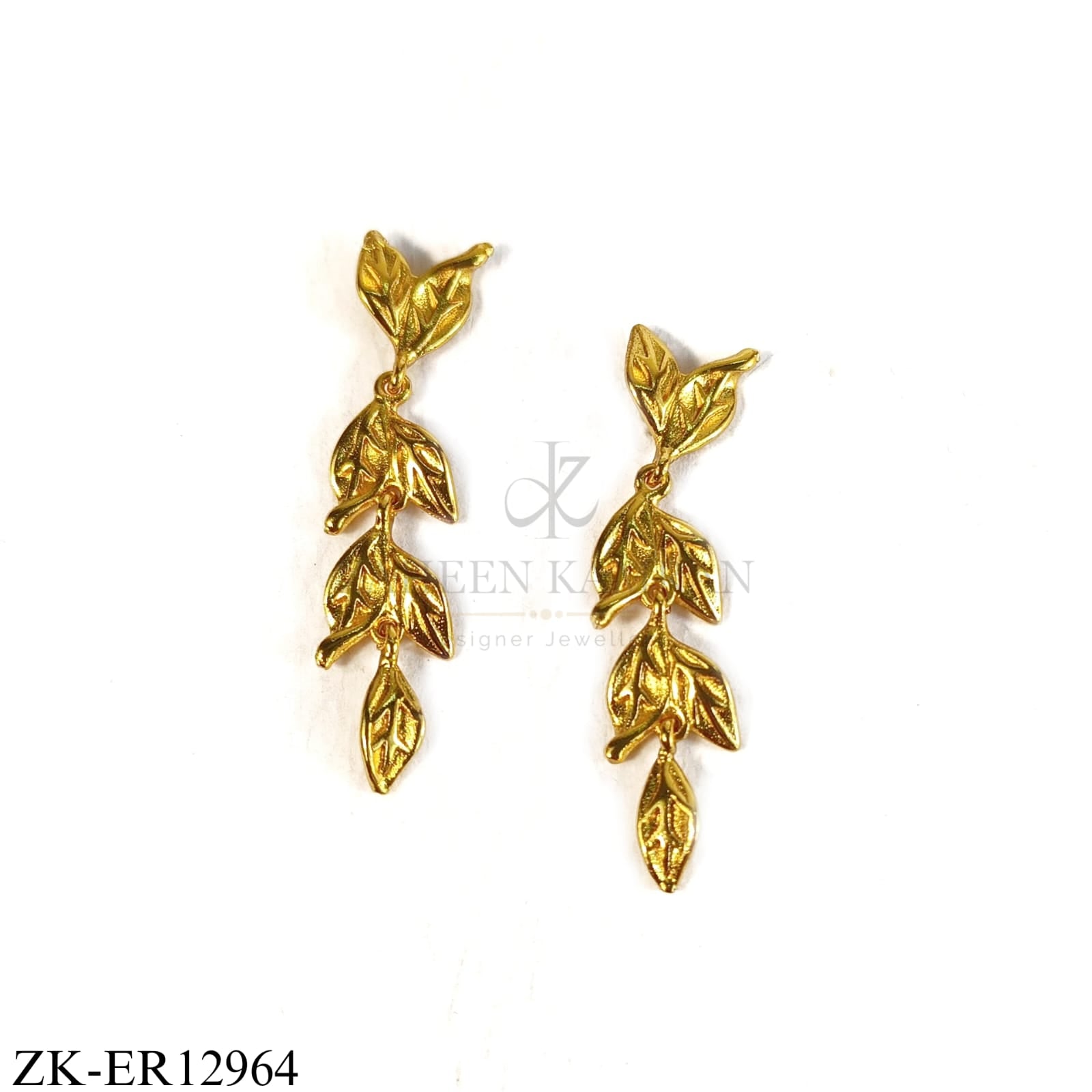 GOLDEN LEAFLET EARRINGS