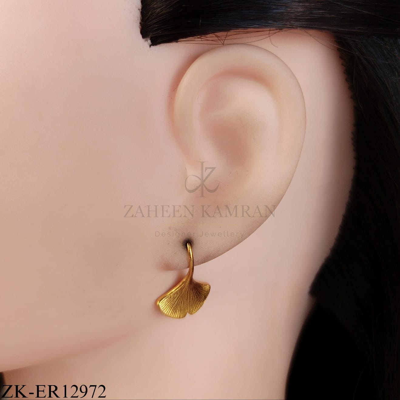 FAN SHAPED EARRINGS