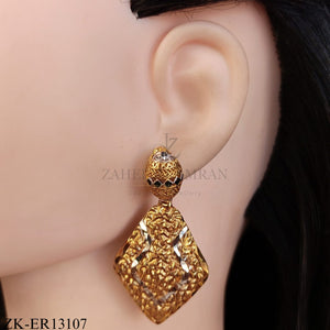 GOLDEN TEXTURED EARRINGS