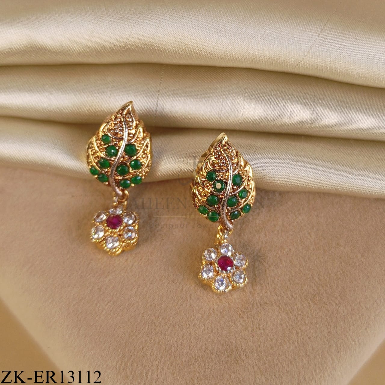 LEAF TOP EARRINGS