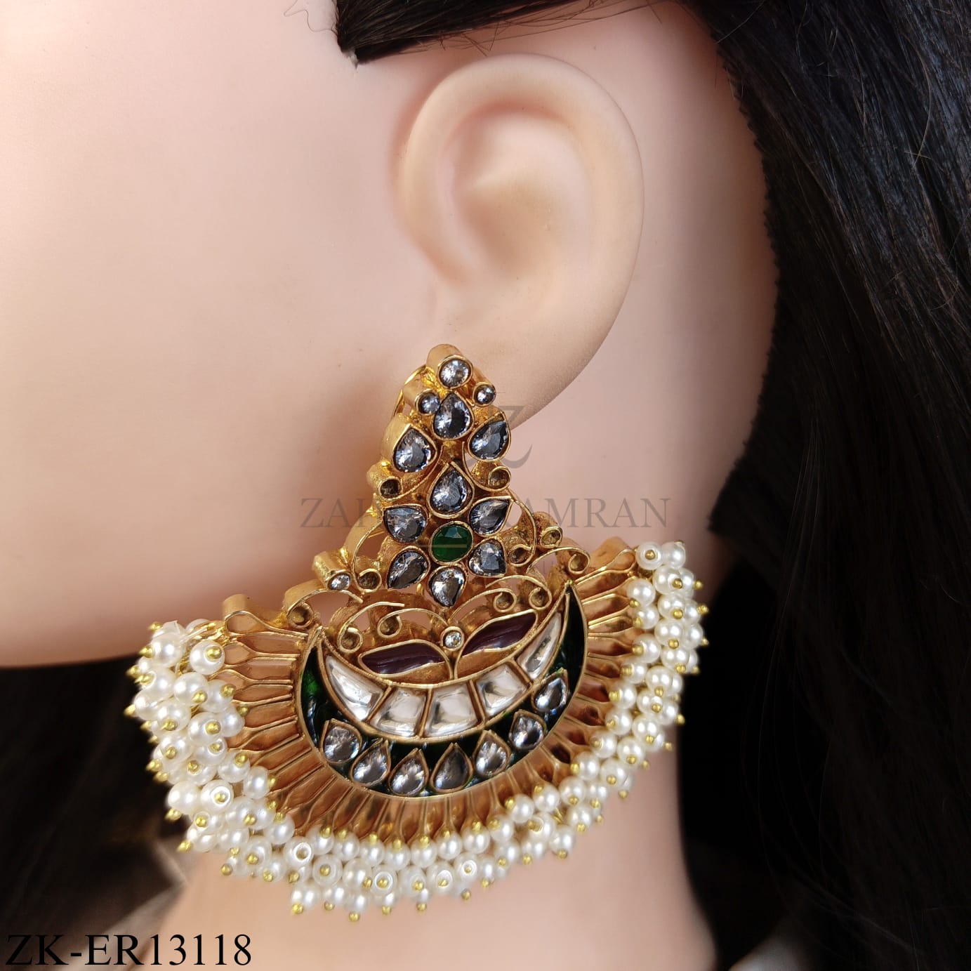 PEARLS CLUSTER EARRINGS