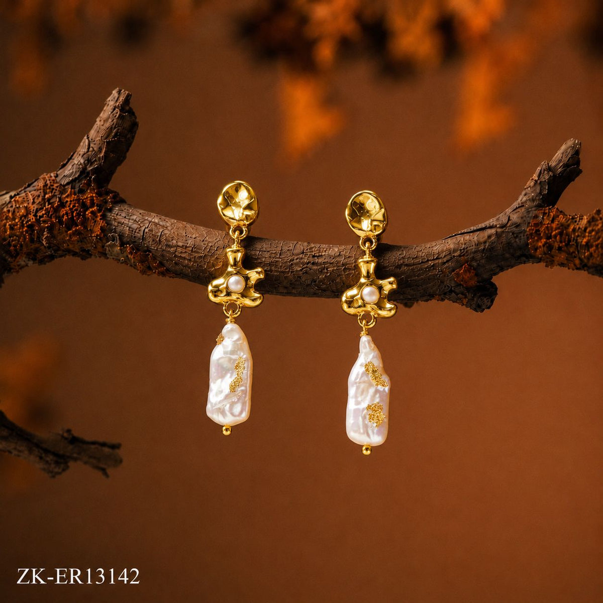WHITE BAROQUE EARRINGS