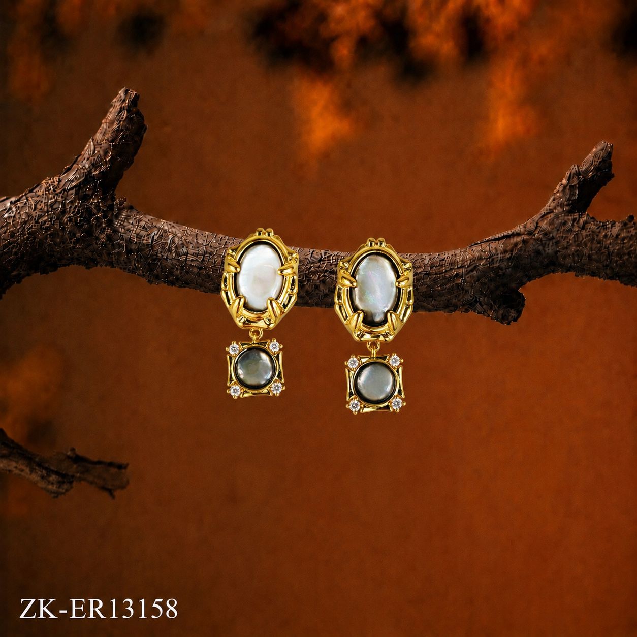 VINTAGE GREY EARRINGS