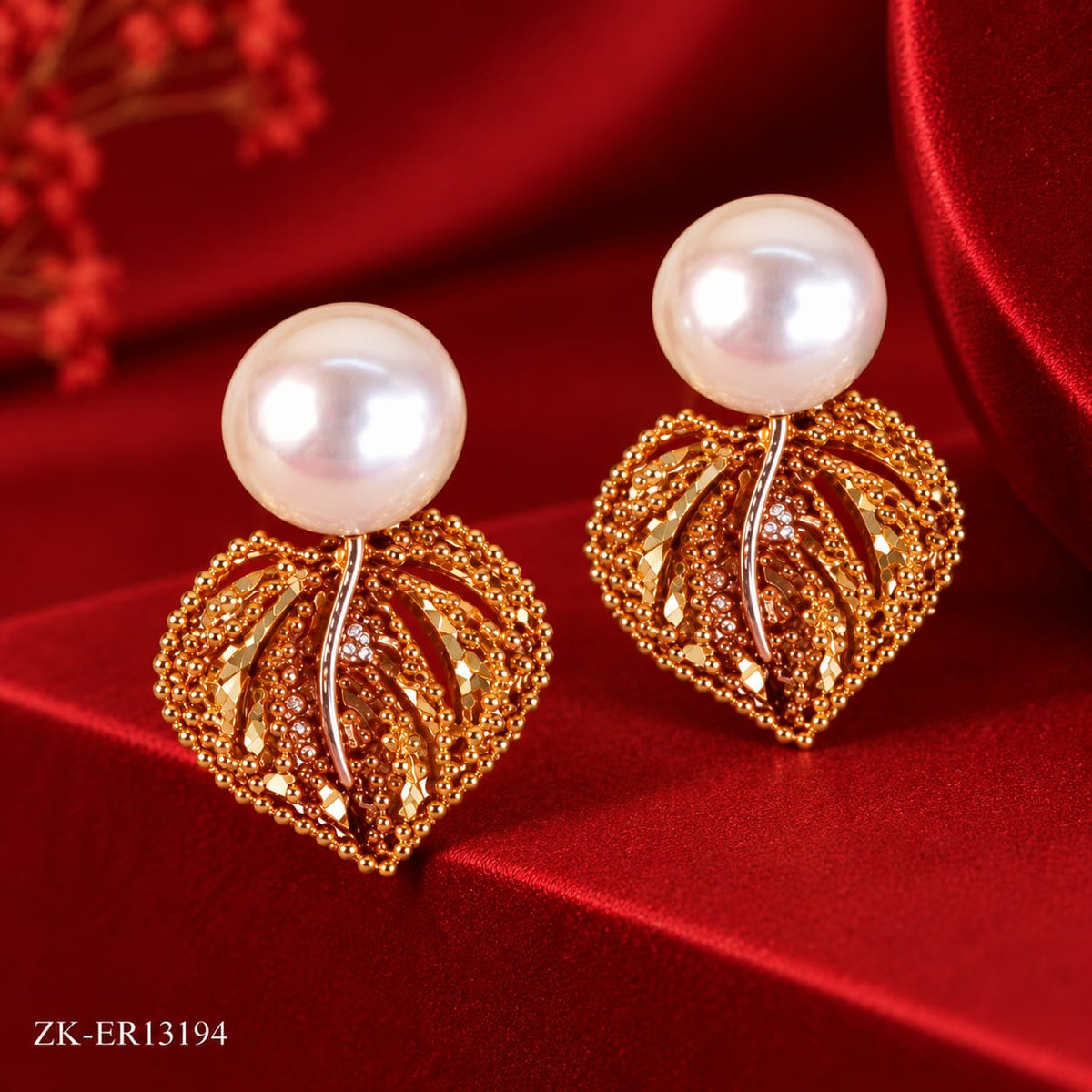 PEARLS LEAF EARRINGS