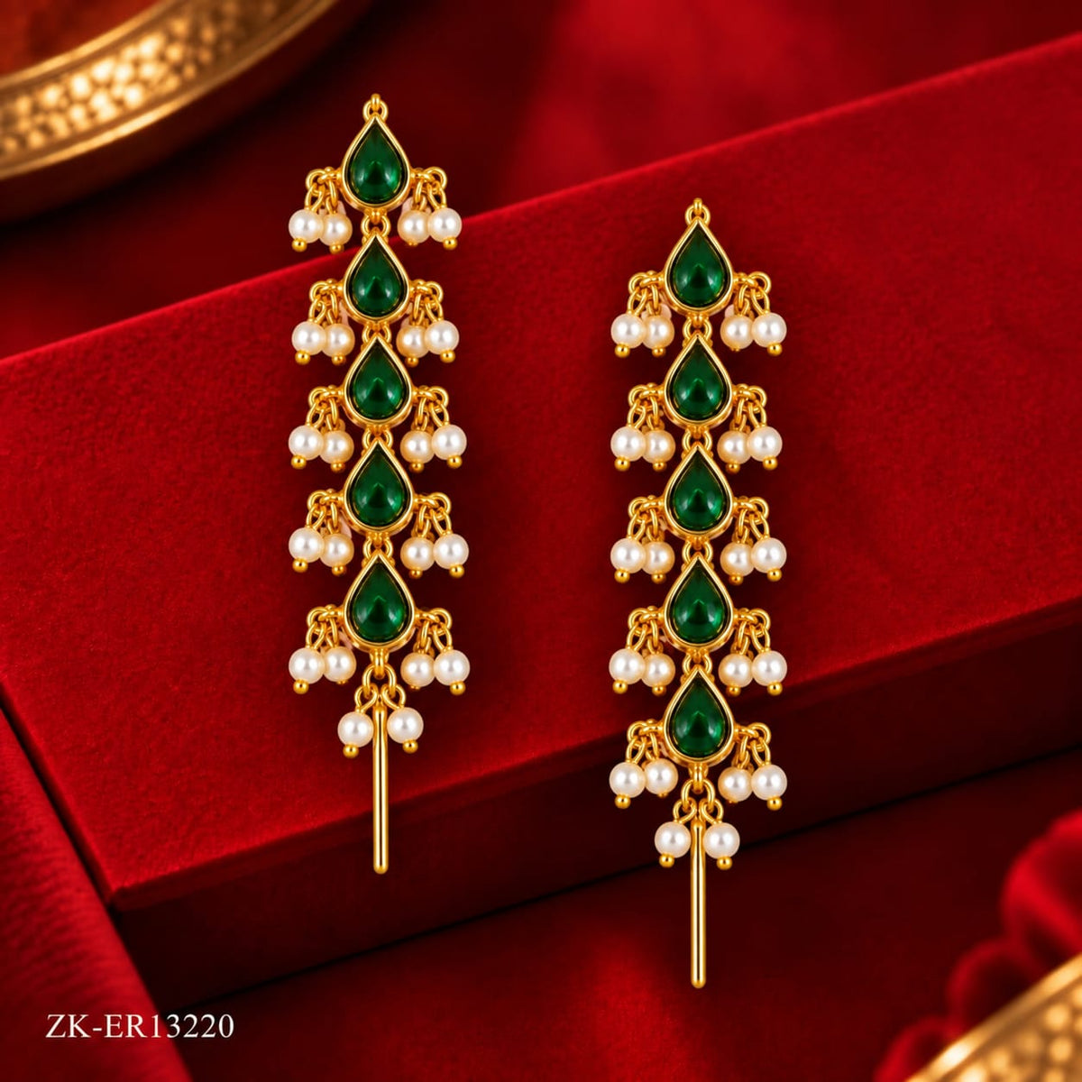 EMERALD TEARDROPS EARRINGS