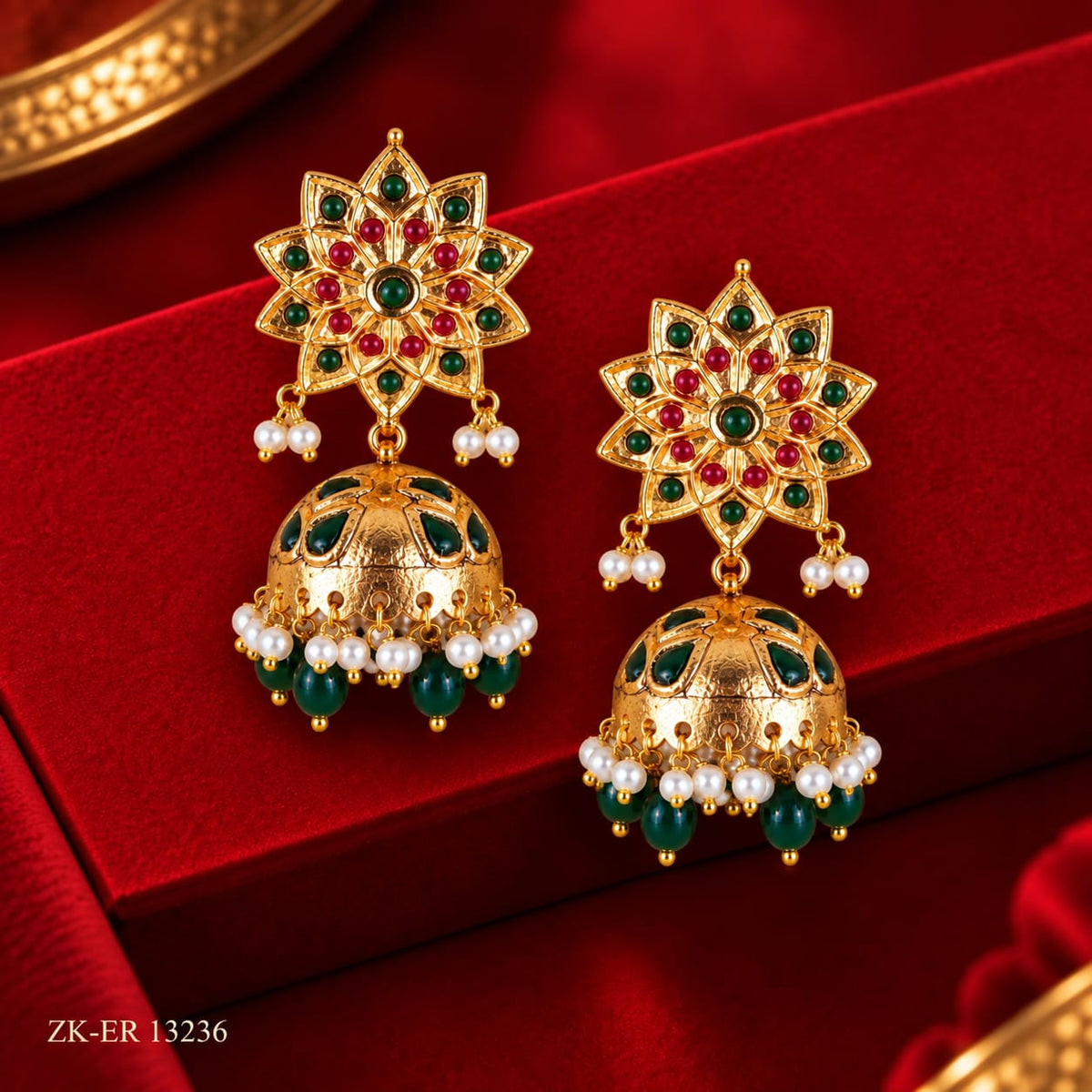 EMERALD STAR EARRINGS
