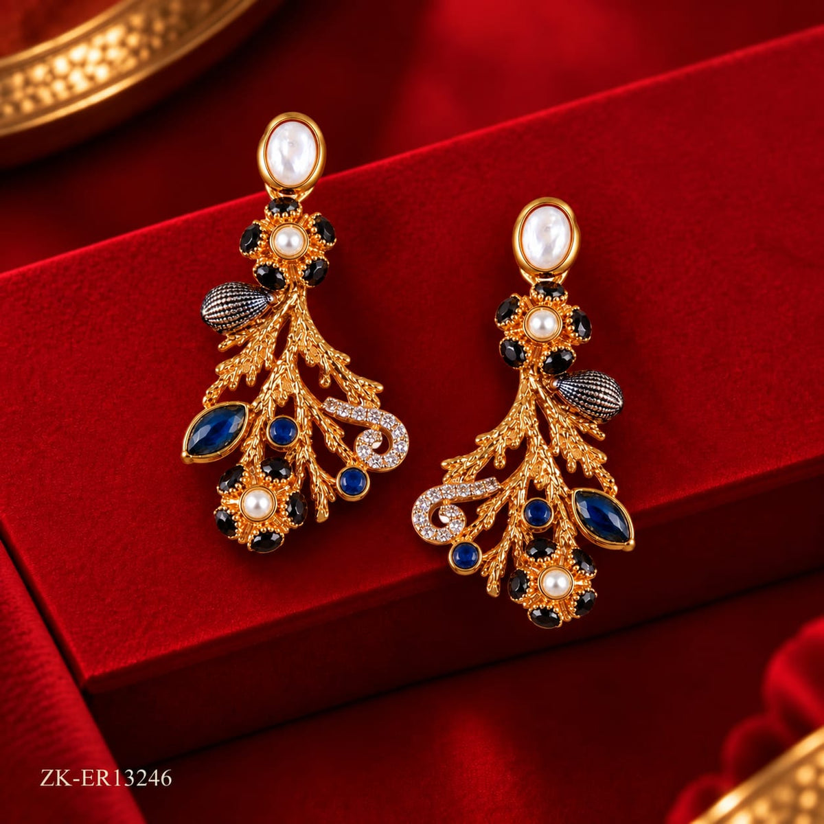 SAPPHIRE ARTFUL EARRINGS