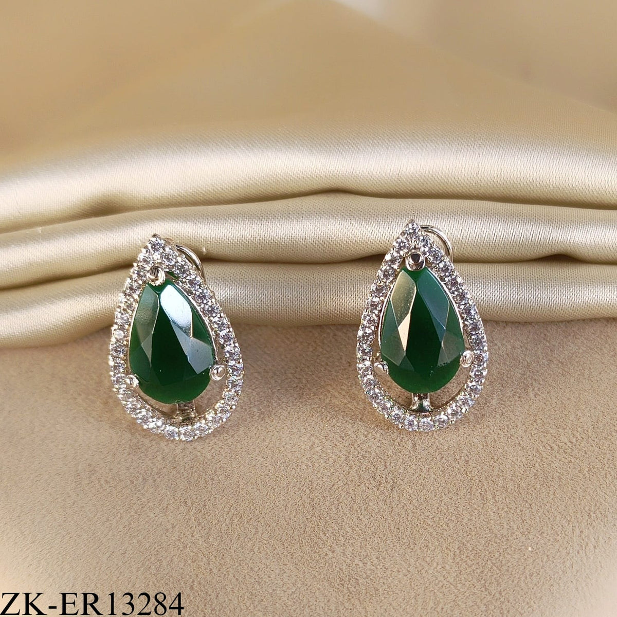EMERALD DROP EARRINGS