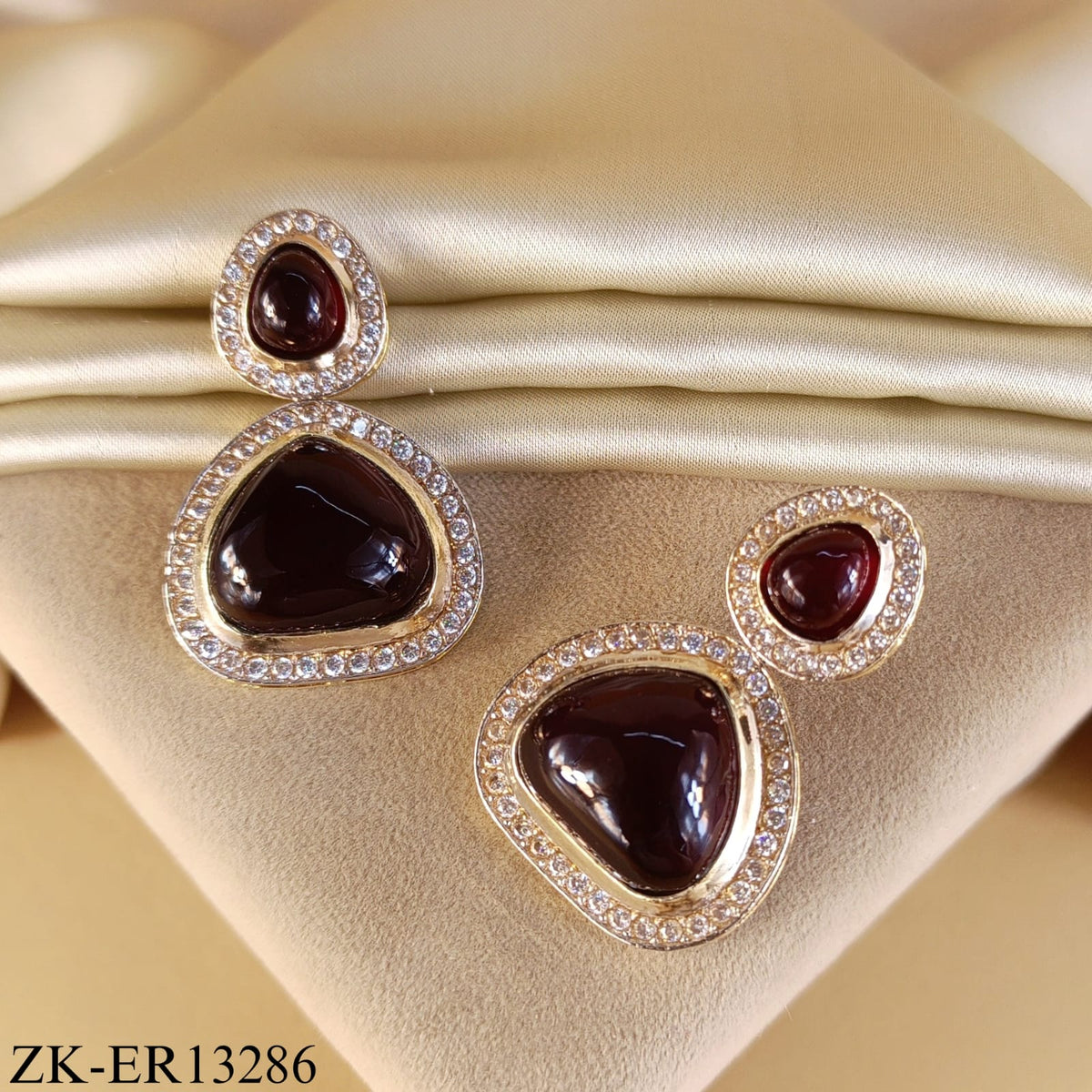 DARK BROWN EARRINGS