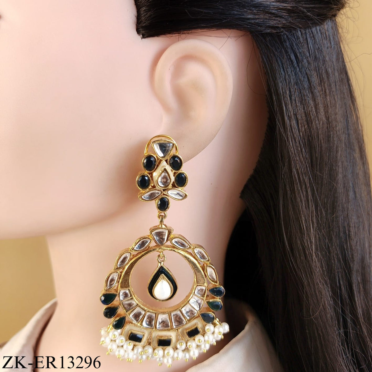 BLACK ENAMEL EARRINGS