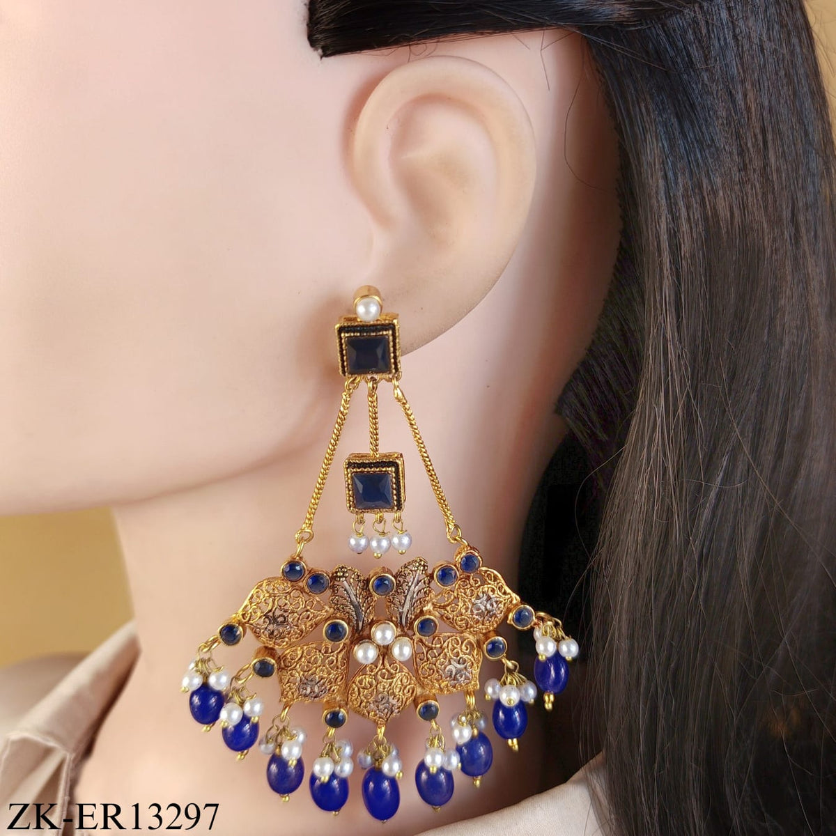 ANTIQUE SAPPHIRE EARRINGS