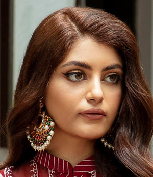 Stylish earrings