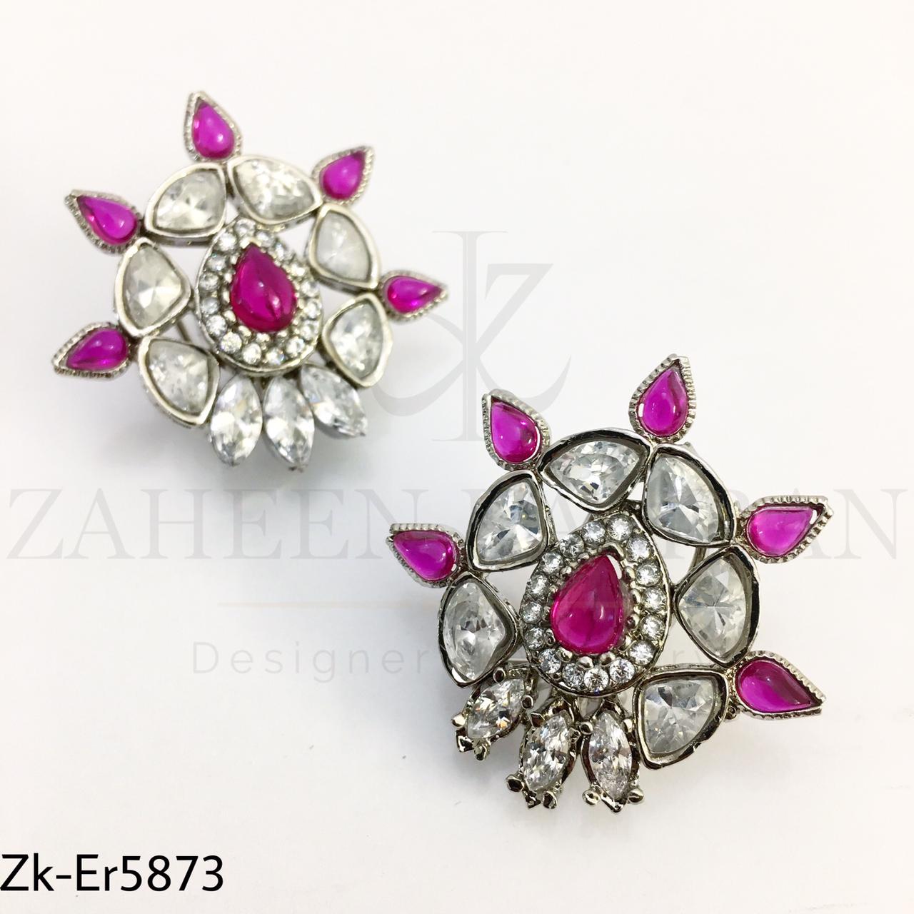 Stylish earrings