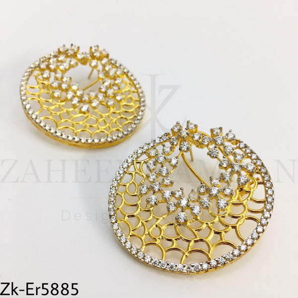 Cutwork Zirconian earrings