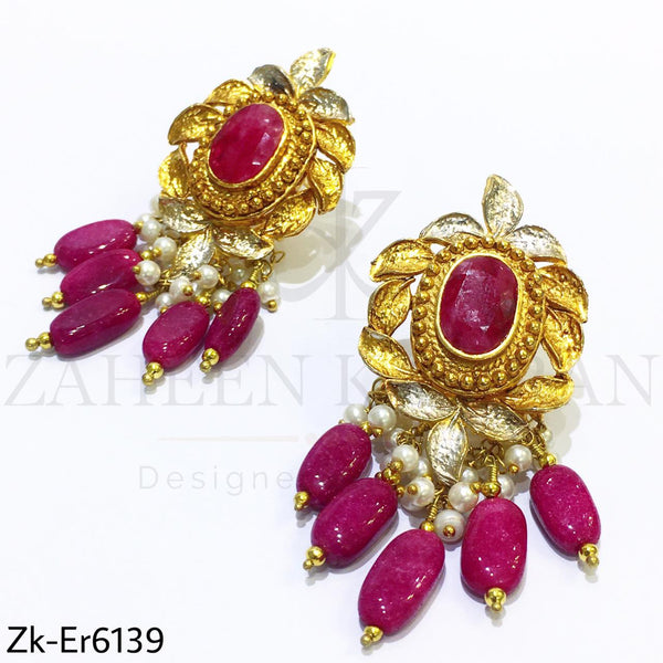 Stylish earrings