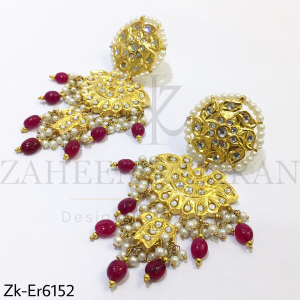 Solid kundan earrings