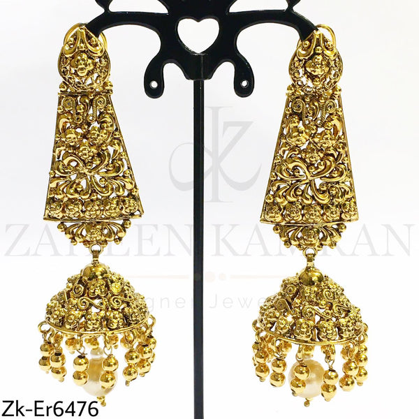 Golden detailed jhumkis