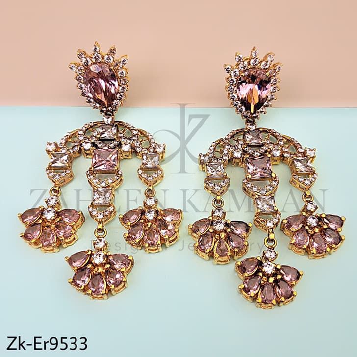 FLORAL HANGING EARRINGS