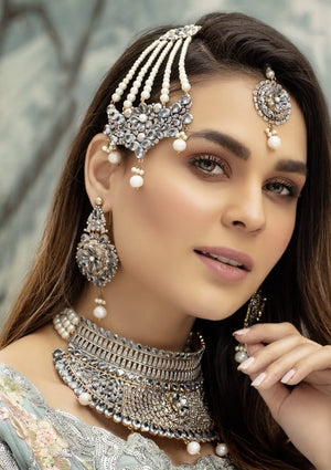 Pear Kundan Stylish Necklace Set