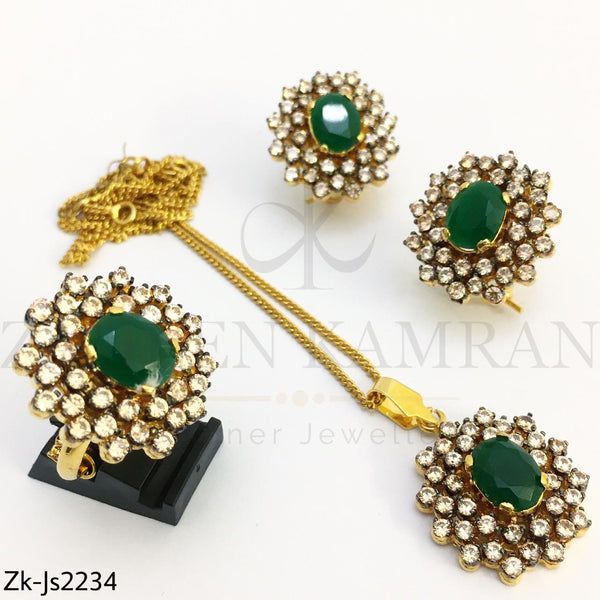 Emeralds Zirconia Pendant Set