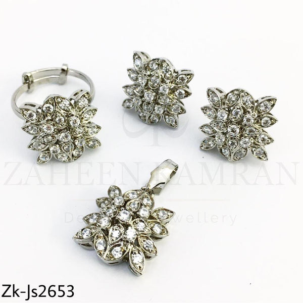 Silver Zirconian pendant set