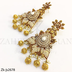 Antique pearls set