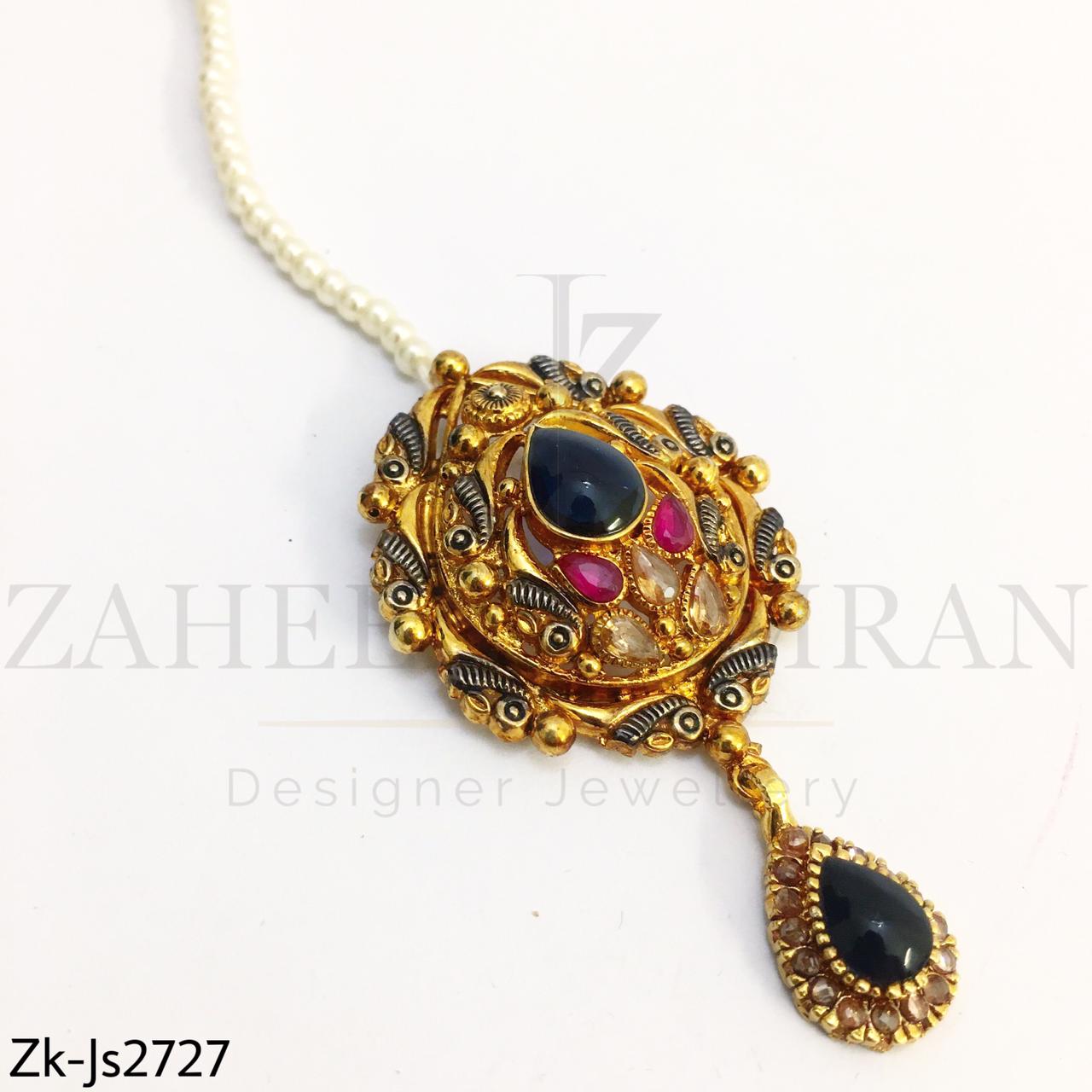 Traditional set