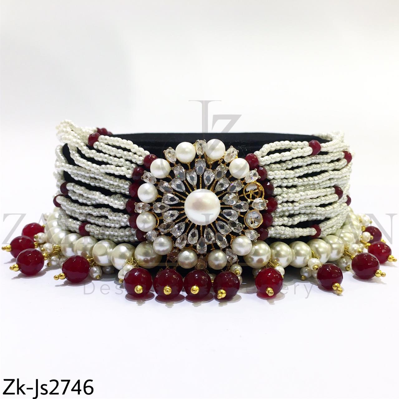 Handcrafted choker set