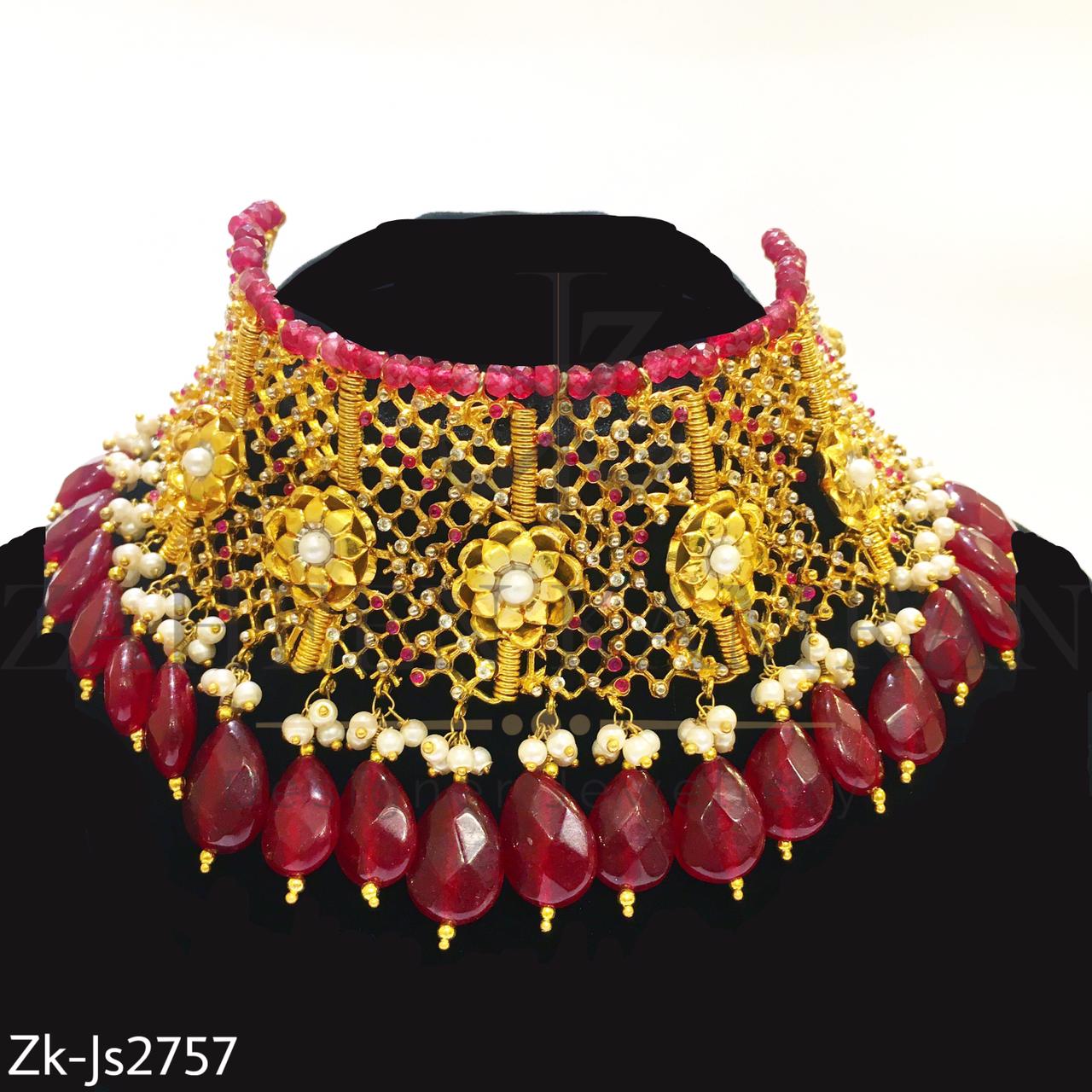 Cutwork detailed set