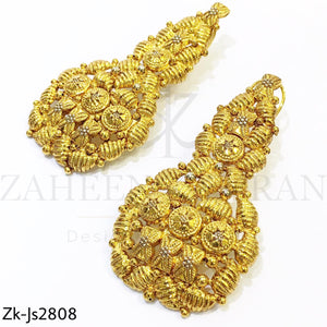 Golden detailed set