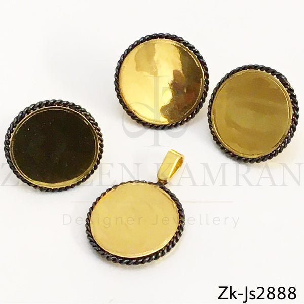 Plain coin set
