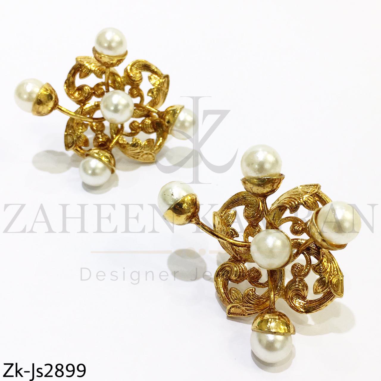 Pearls choker set