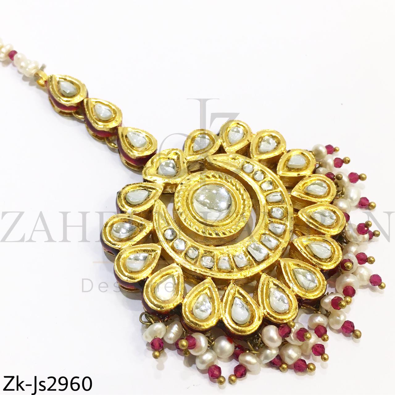 Solid kundan set
