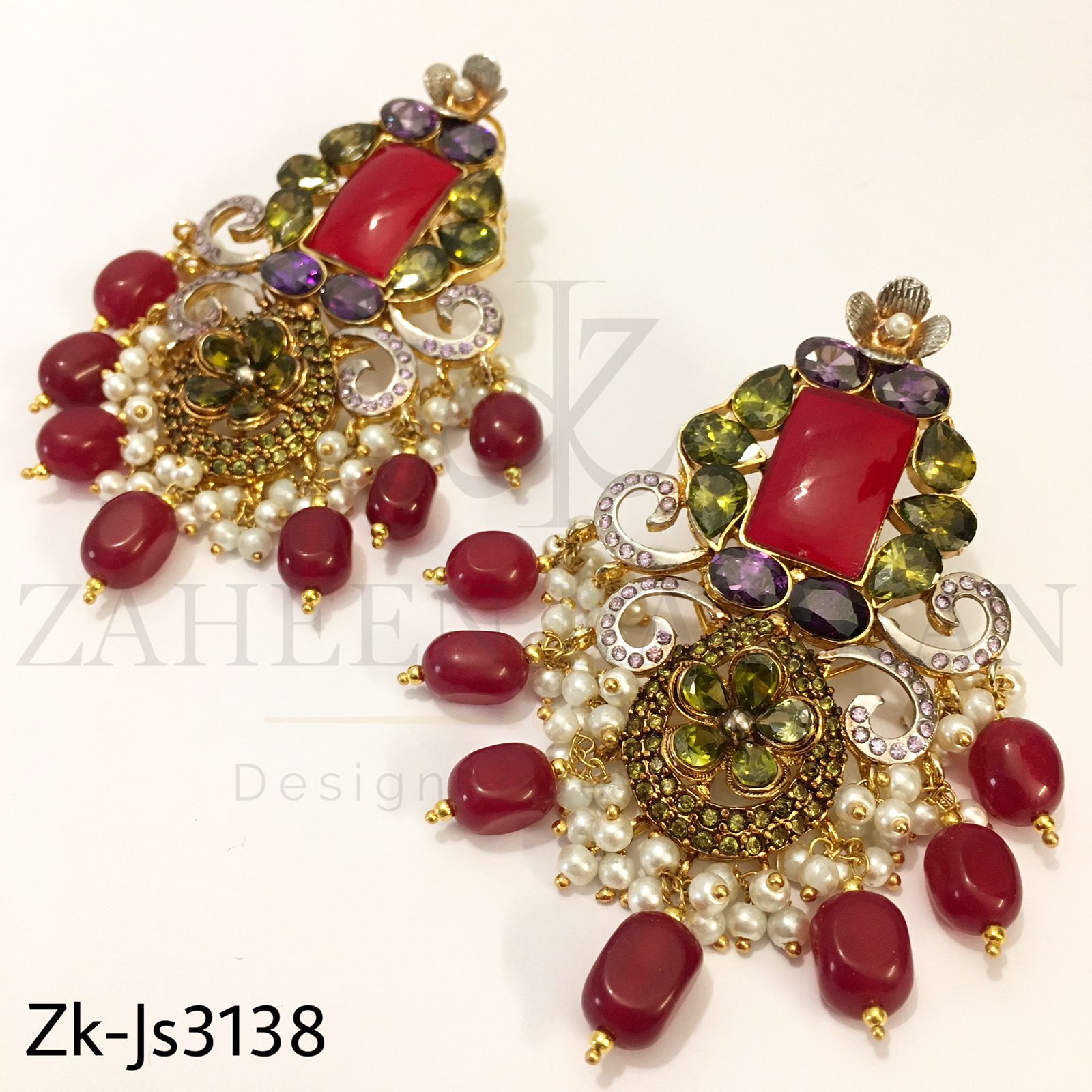 Glorious Choker Set