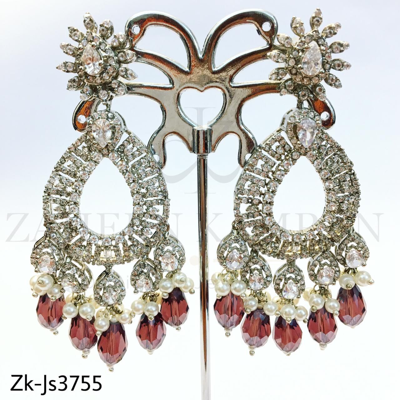 Stunning zircons set