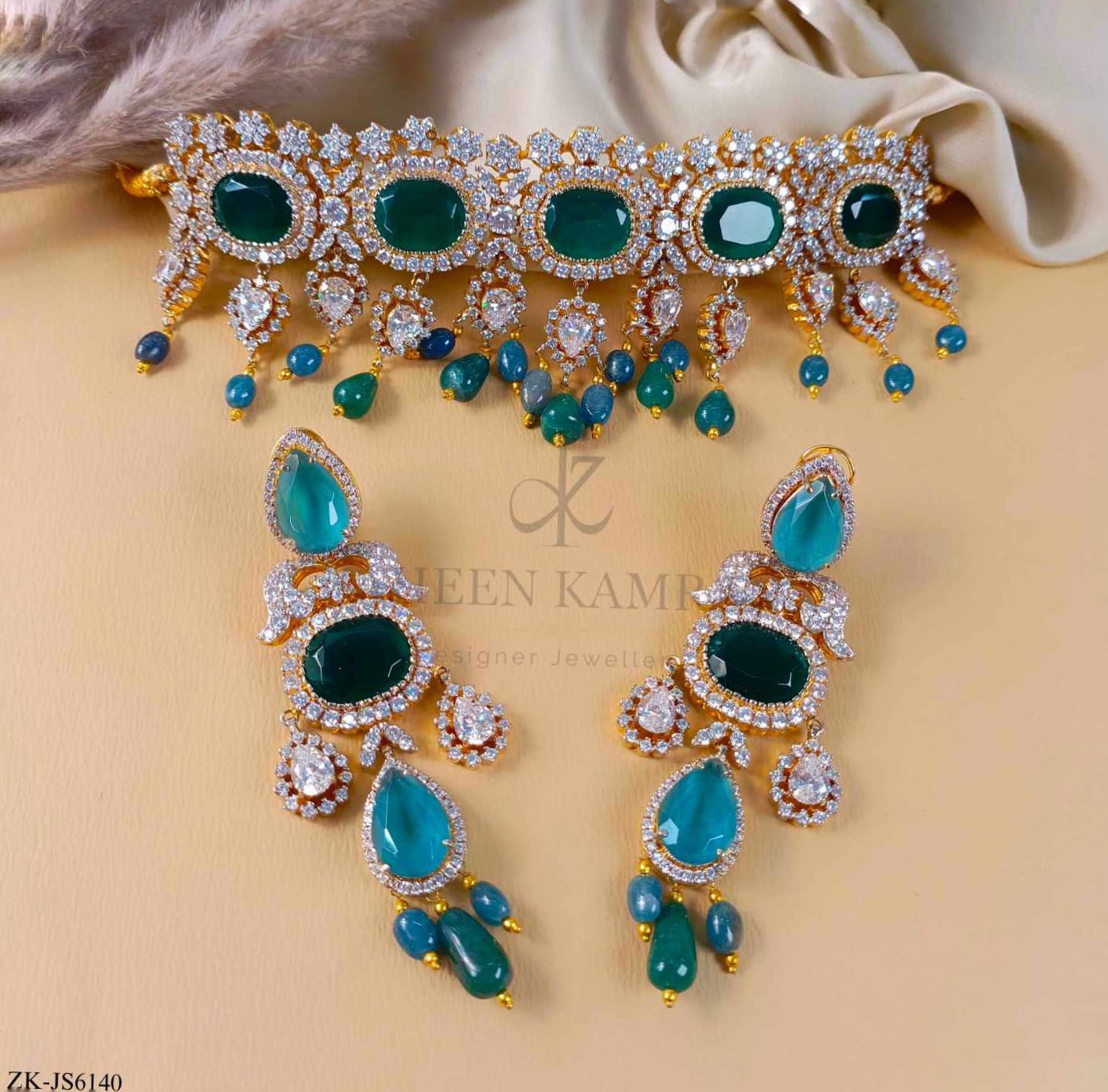 Emrald Kundan Chokar Set