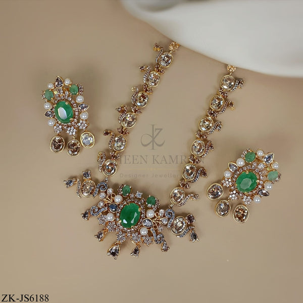 EMERALD SET